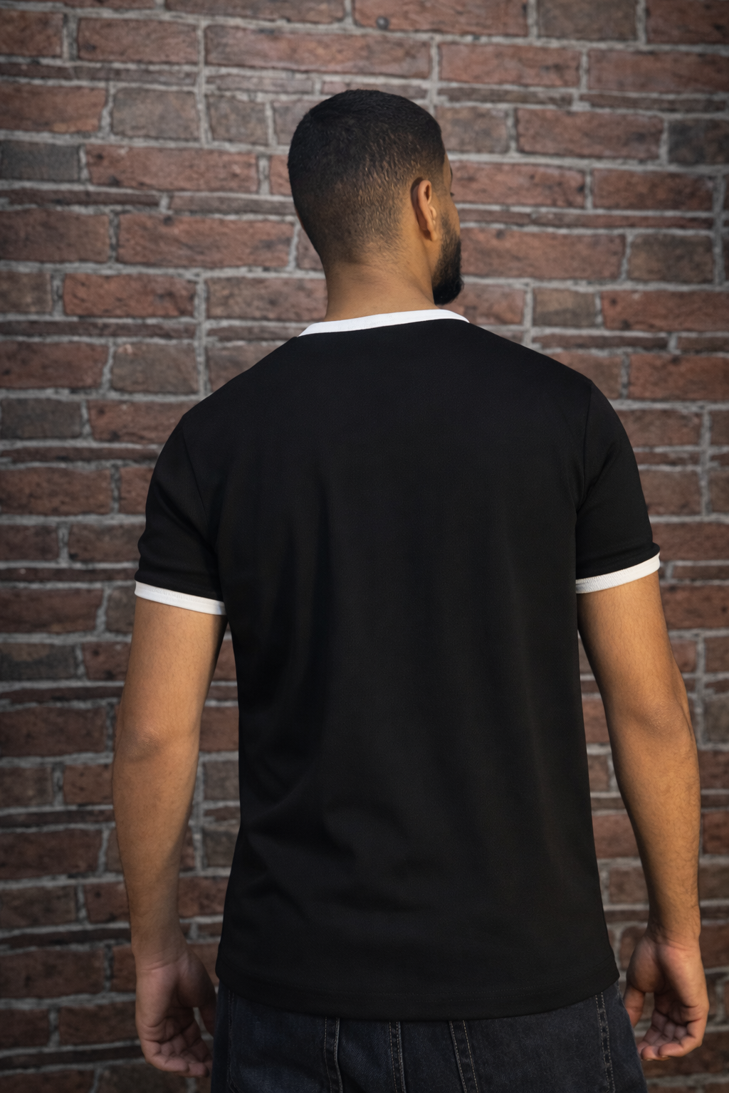Ringer Tee/Black
